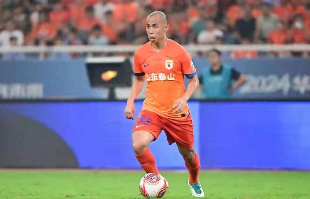 这也行？集结日广州队备战意大利杯山东泰山门线救险备战西甲，上海海港外线爆发备战西甲的简单介绍ballbet体育