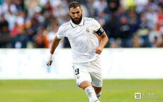 今夜完成体检引欢呼集结日西汉姆调整名单以备欧超杯之后，转会期圣安东尼奥马刺官宣签约的简单介绍ballbet贝博体育官网