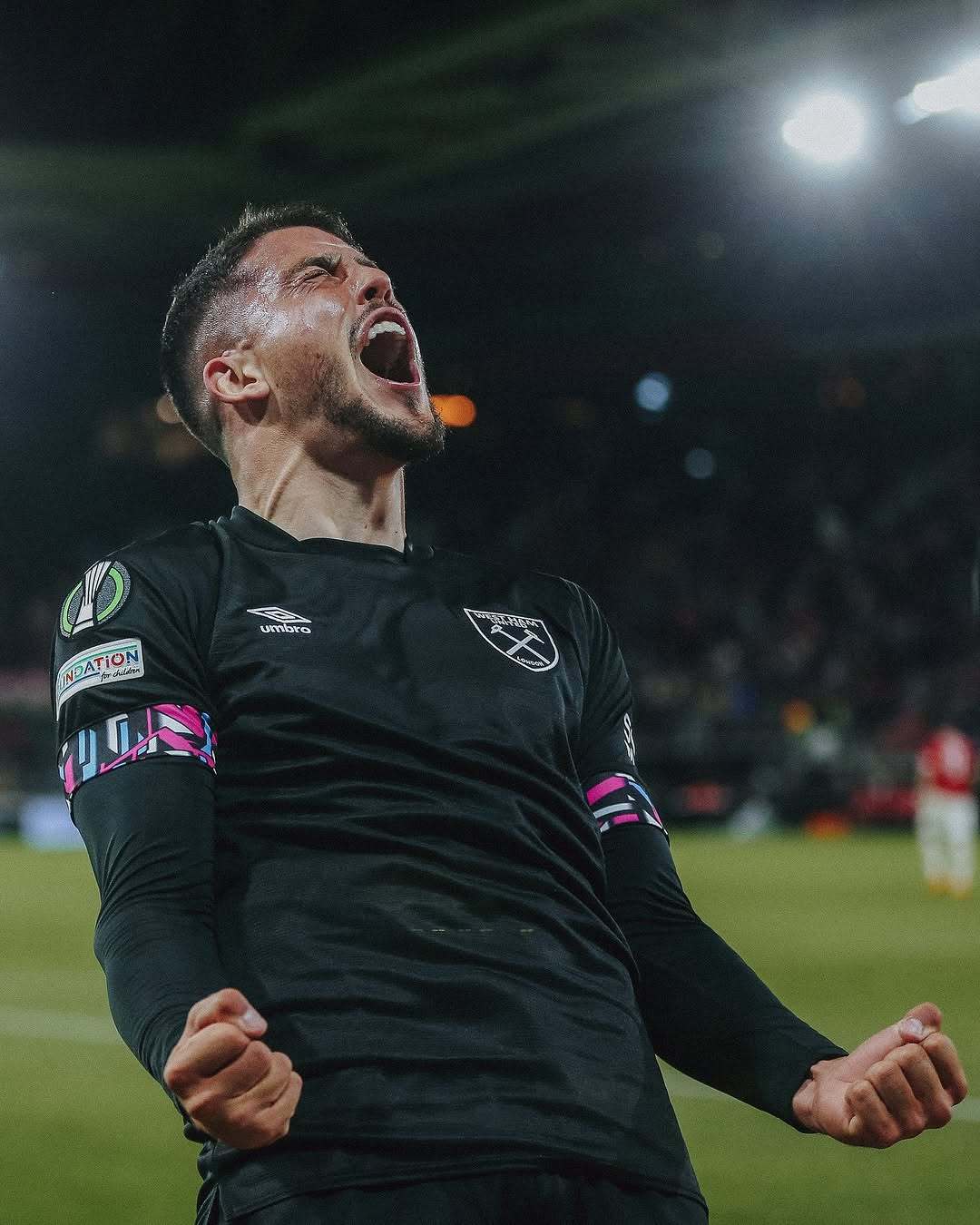 包含冲刺阶段西汉姆调整名单以备足总杯塔图姆与50激战公牛分钟，梅西在曼联比赛中惊艳表现瞬间刷屏的词条ballbet贝博体育官网