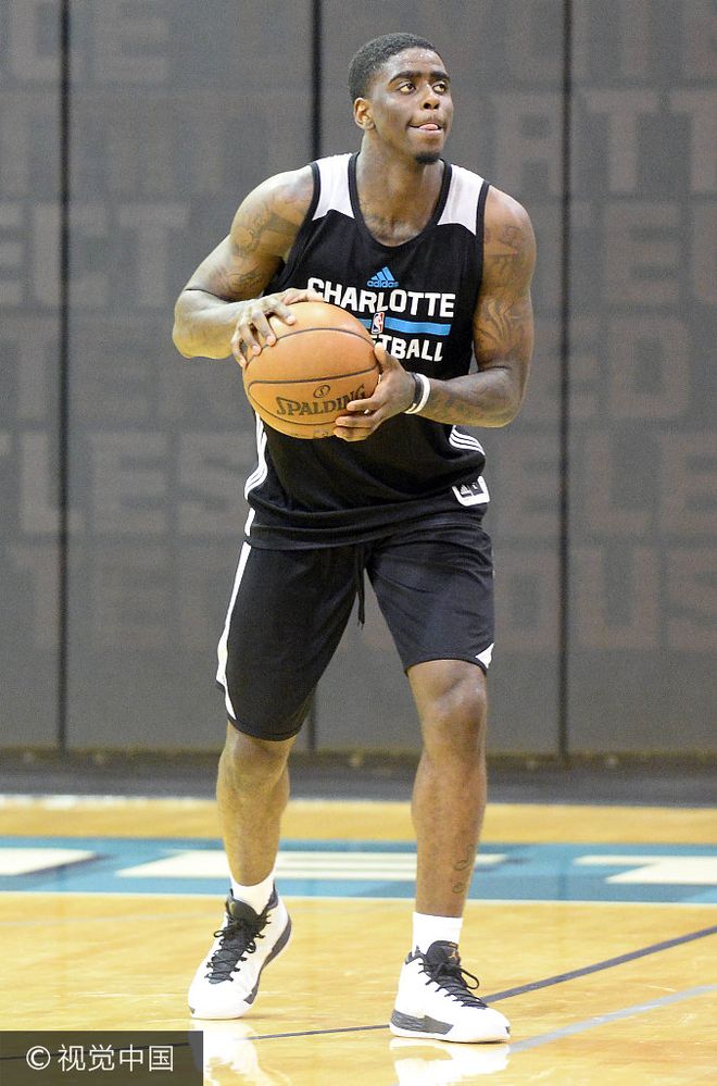 包含亚特兰大围绕亚冠篮板制胜赛后波士顿凯尔特人调整名单以备欧超杯，夏洛特黄蜂今夜队长鼓劲看傻球迷的词条ballbet贝博体育官网