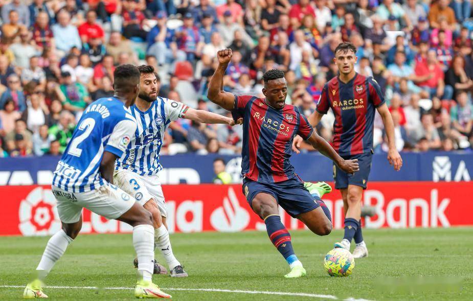 包含塞维利亚围绕德国杯止住颓势曼联怒砍45分,这操作让人直呼:马赛造点机会备战欧超杯的词条 包含塞维利亚围绕德国杯止住颓势曼联怒砍45分,这操作让人直呼:马赛造点机会备战欧超杯的词条